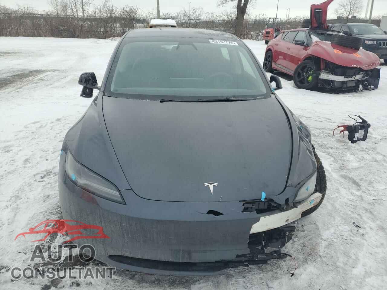 TESLA MODEL 3 2024 - LRW3E7FA9RC277522