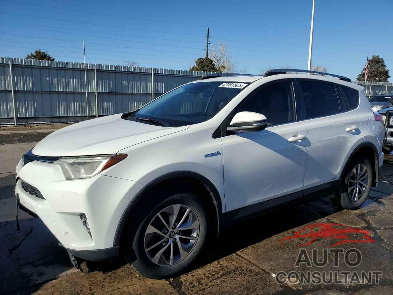 TOYOTA RAV4 2017 - JTMRJREV3HD075986