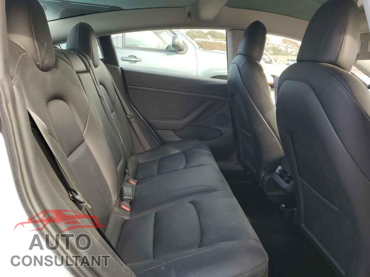TESLA MODEL 3 2022 - 5YJ3E1EA2NF360238