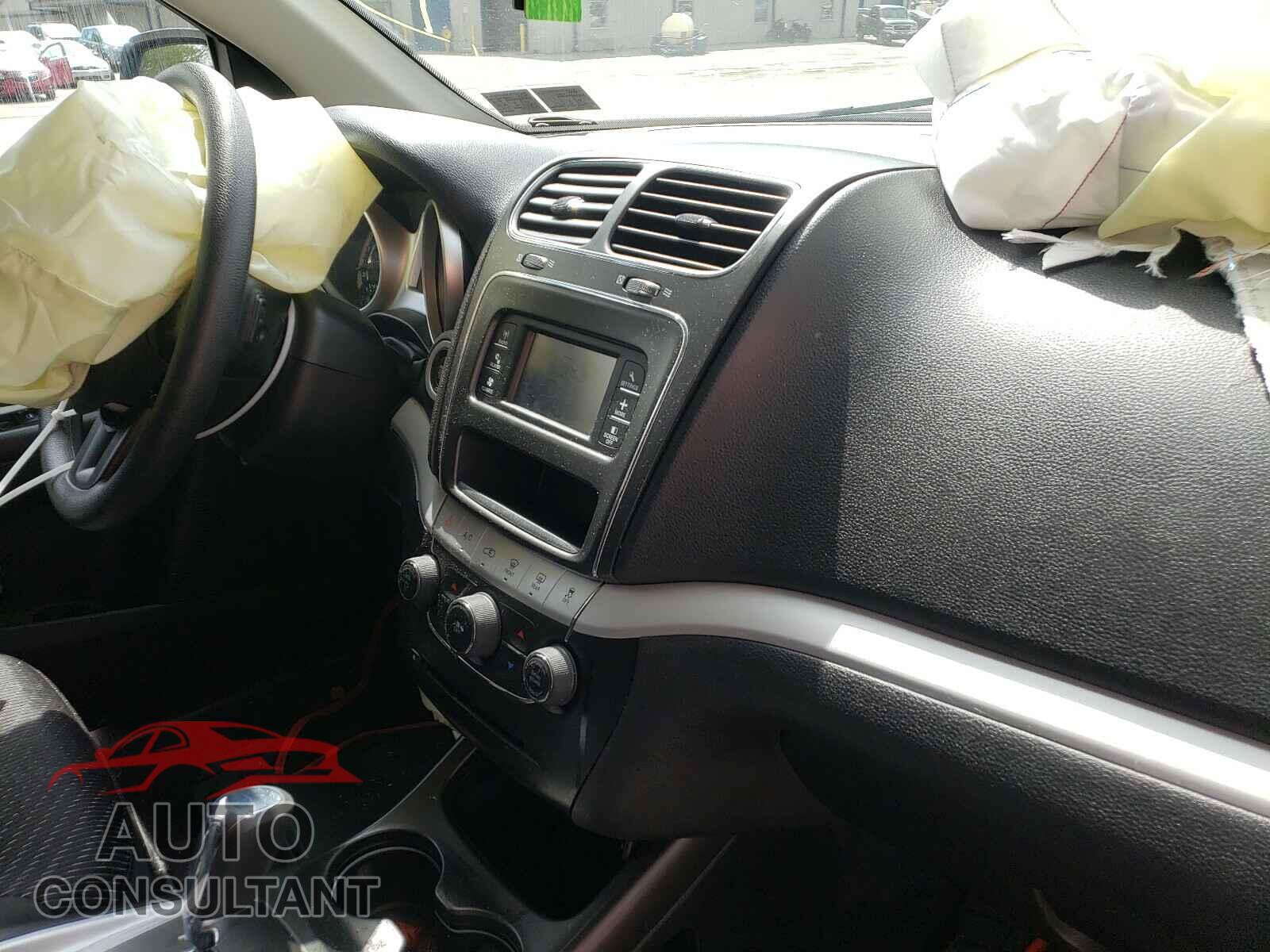 DODGE JOURNEY 2018 - 3C4PDCAB9JT532419