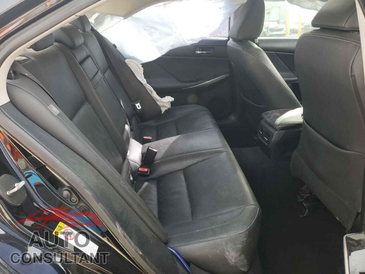 LEXUS IS 2016 - JTHBA1D20G5014998