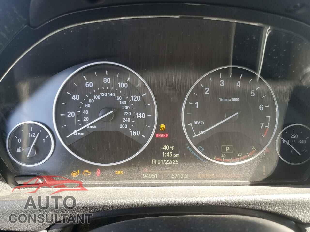 BMW 3 SERIES 2012 - WBA3C1C57CF431564