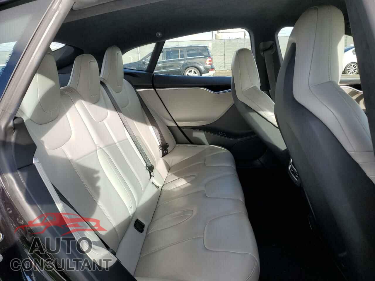 TESLA MODEL S 2016 - 5YJSA1E11GF125274