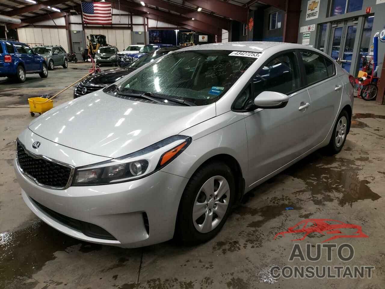 KIA FORTE 2018 - 3KPFL4A74JE234381