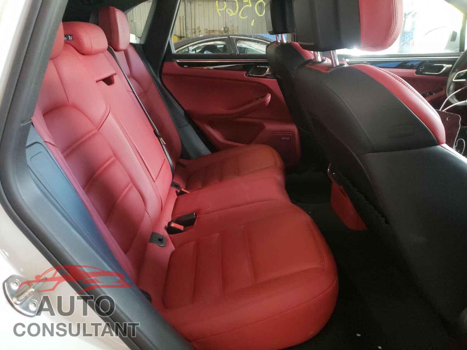 PORSCHE MACAN 2017 - WP1AG2A52HLB52229
