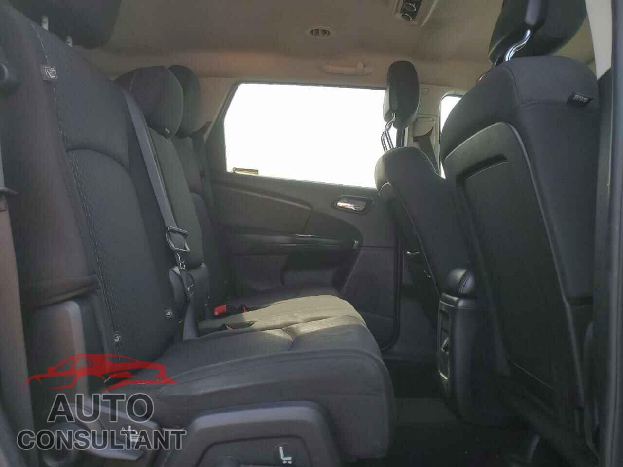 DODGE JOURNEY 2017 - 3C4PDCBB7HT611998