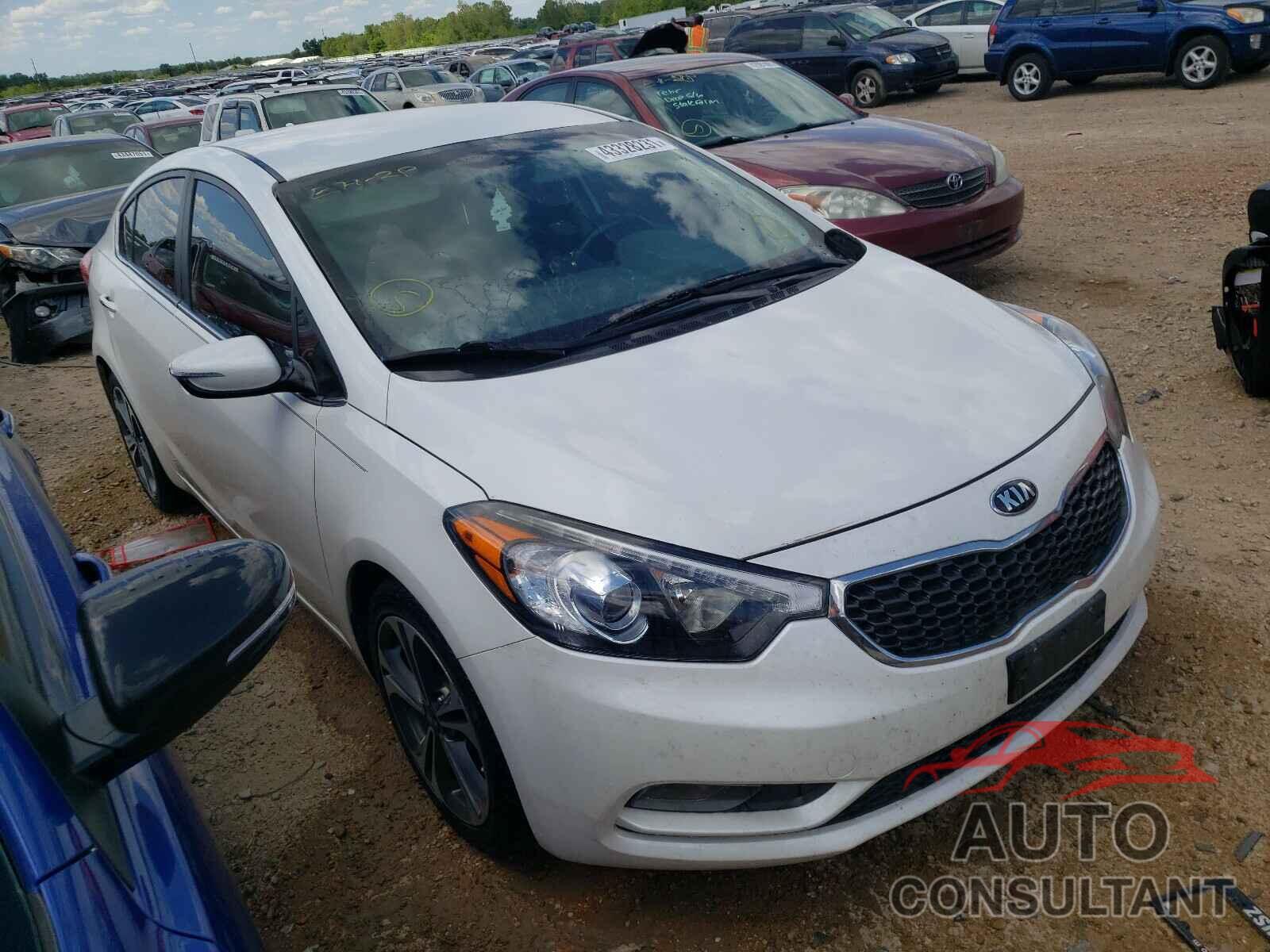 KIA FORTE 2016 - KNAFX4A82G5523547