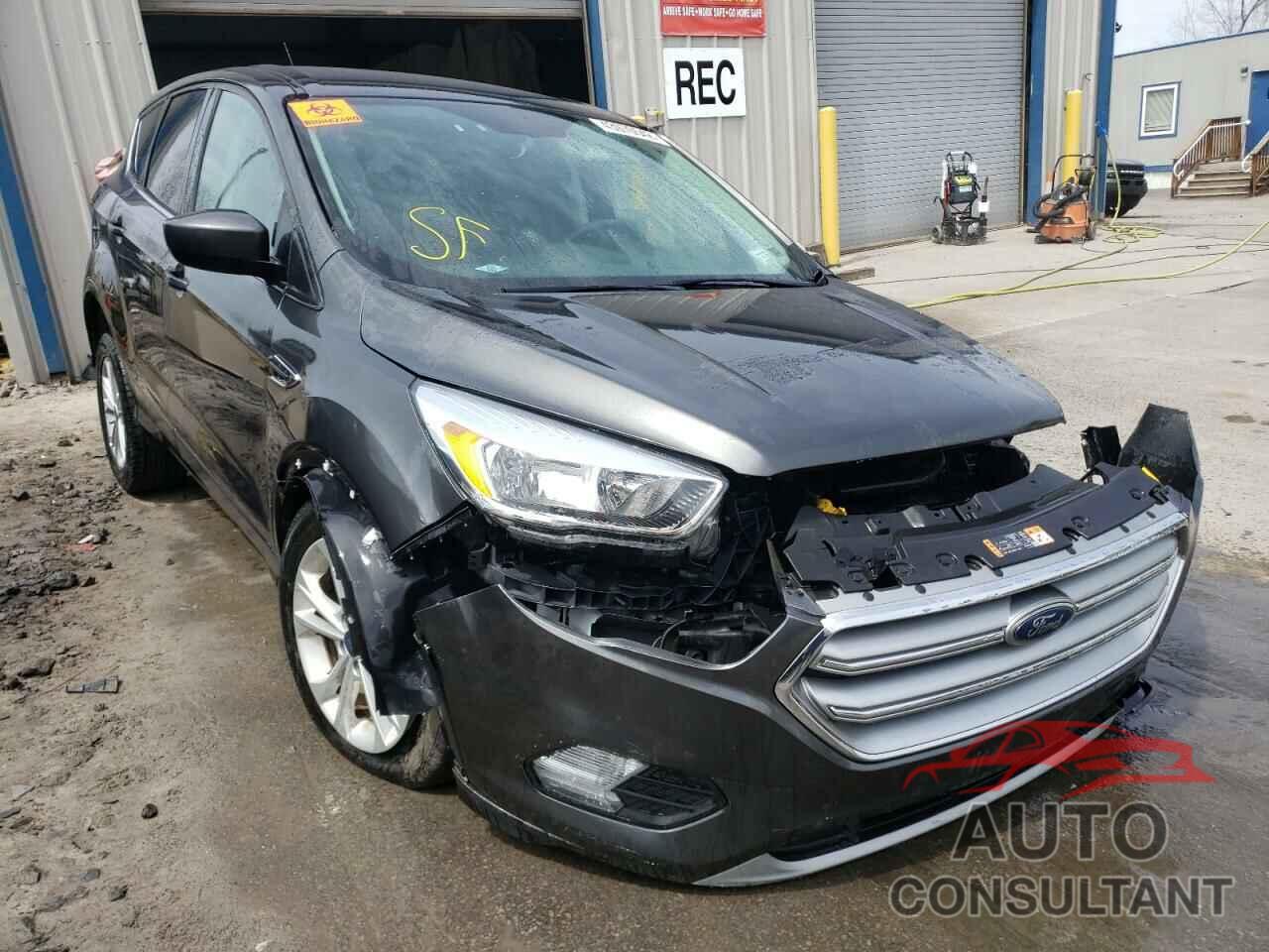 FORD ESCAPE 2017 - 1FMCU9GDXHUE82846
