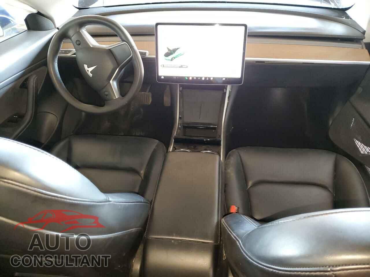TESLA MODEL 3 2020 - 5YJ3E1EBXLF790475