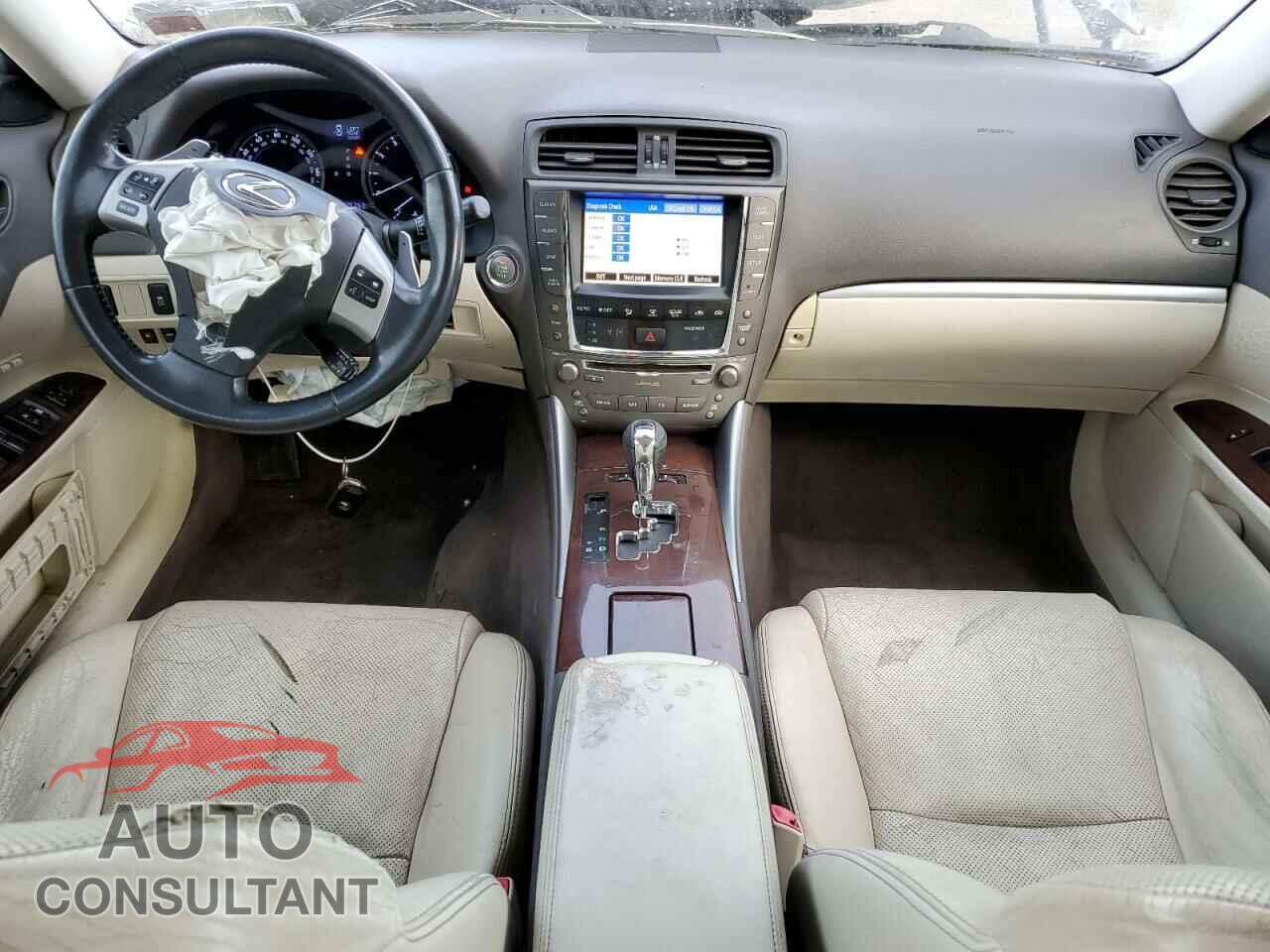 LEXUS IS 2012 - JTHCF5C2XC5060329