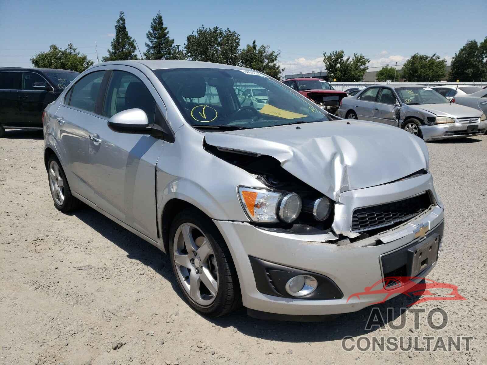 CHEVROLET SONIC 2016 - 1G1JE5SBXG4145866