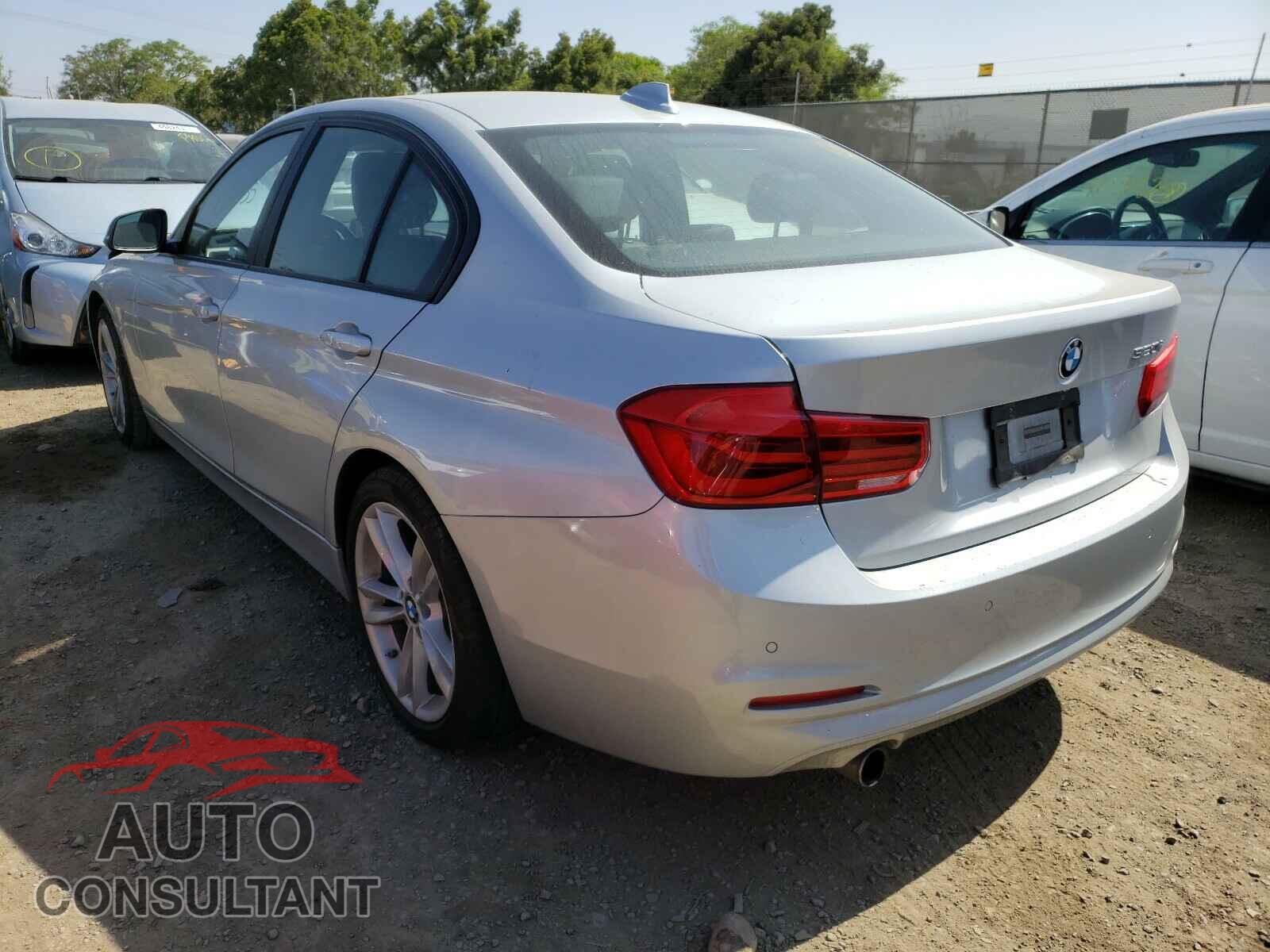 BMW 3 SERIES 2016 - WBA8E1G50GNU10934