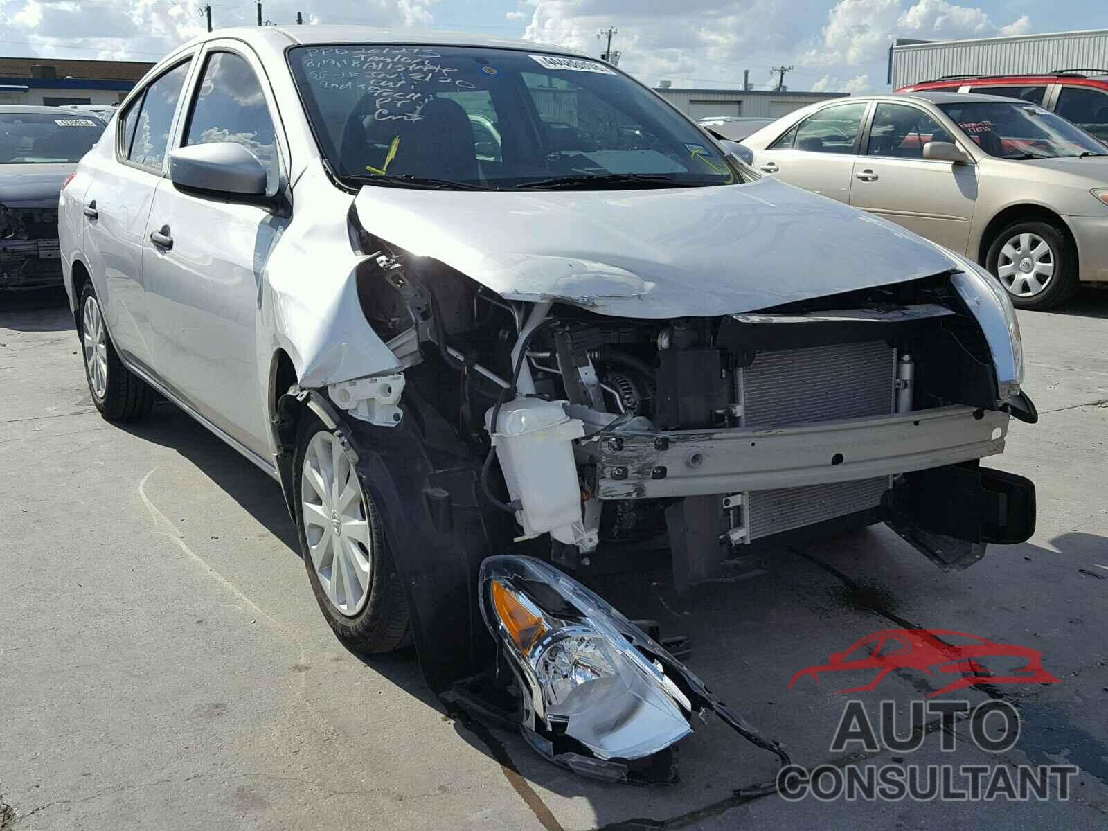 NISSAN VERSA 2017 - 3N1CN7AP4HL822479