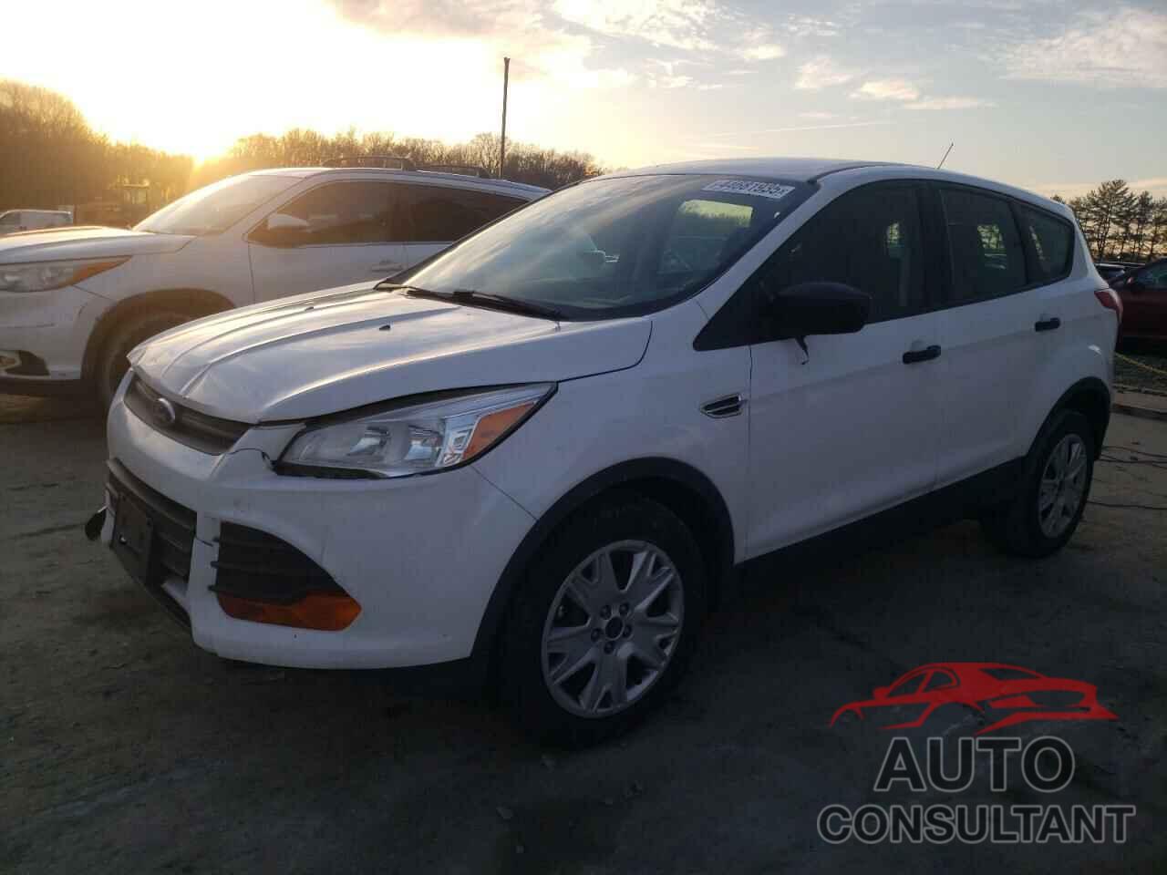 FORD ESCAPE 2016 - 1FMCU0F75GUB64655