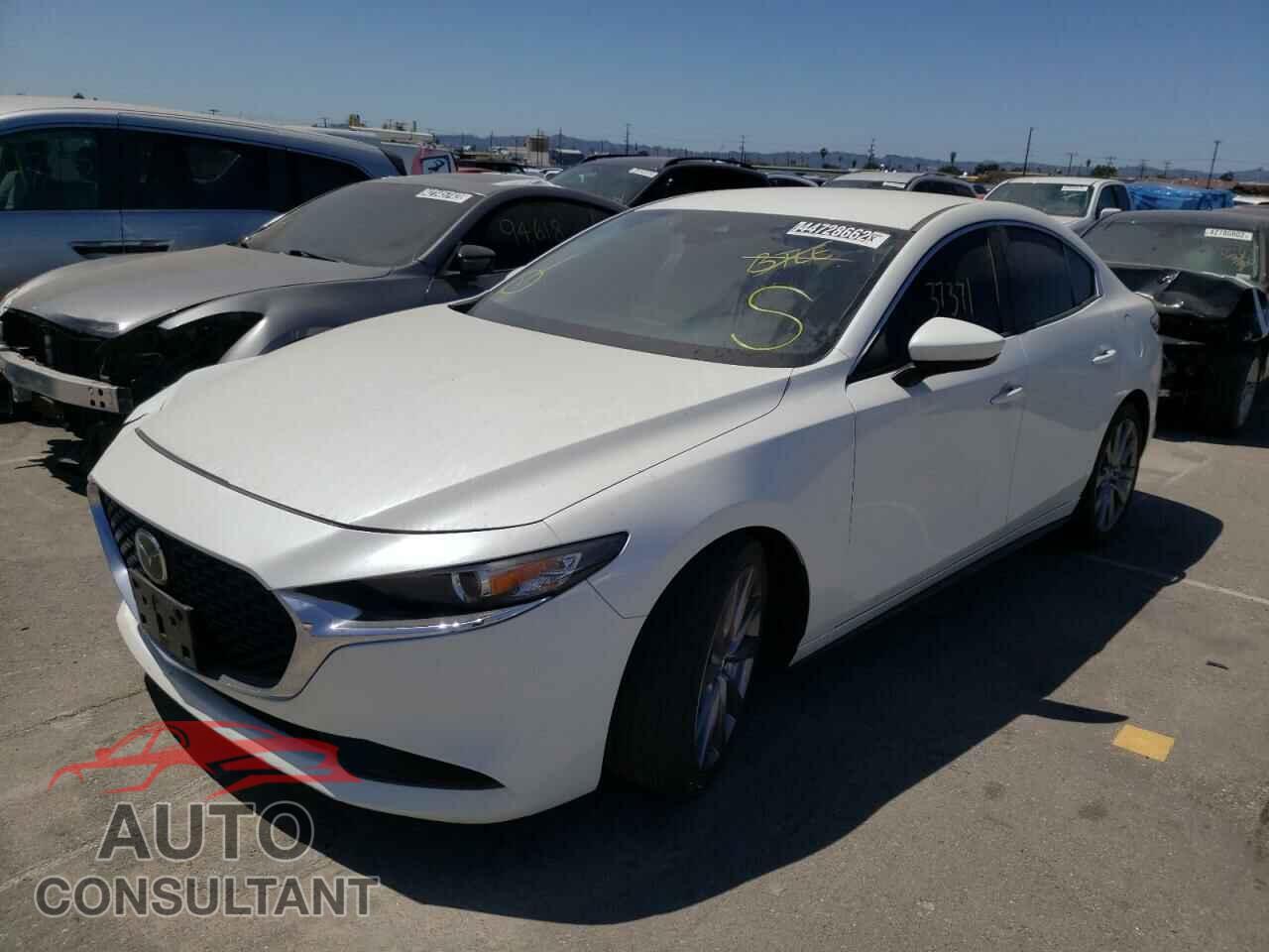 MAZDA 3 2019 - JM1BPACLXK1114066