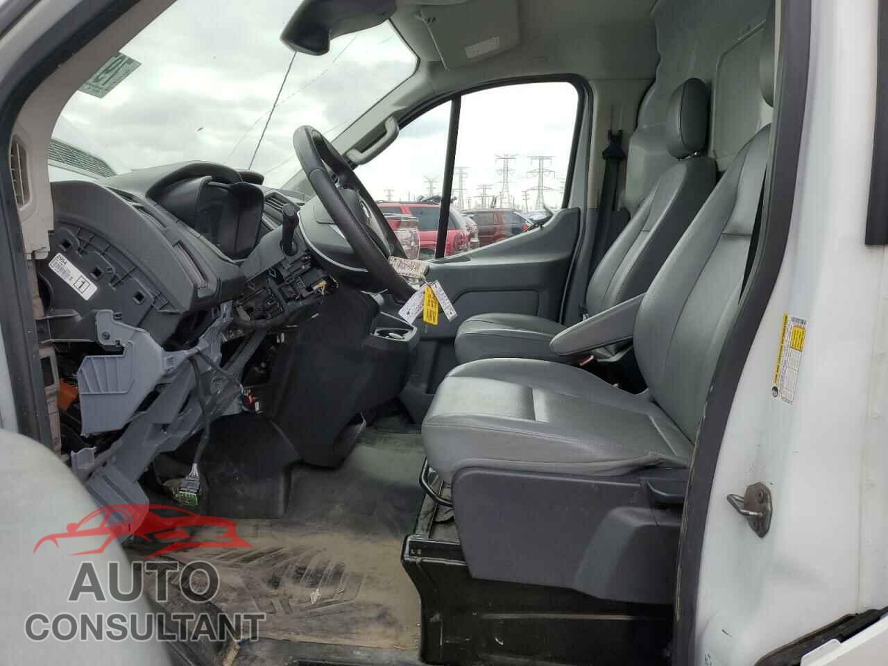 FORD TRANSIT 2018 - 1FTYE1ZMXJKB51269