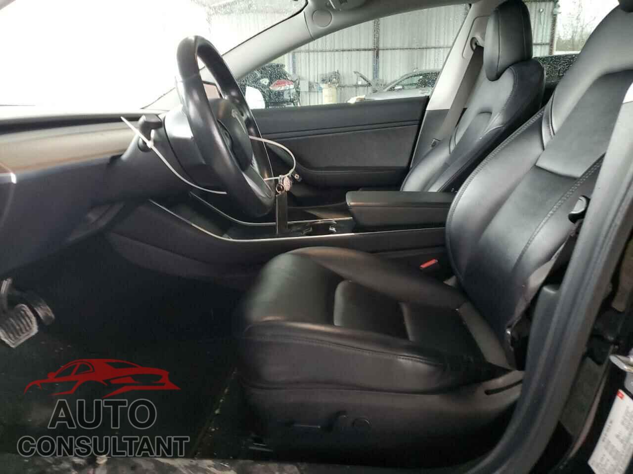 TESLA MODEL 3 2018 - 5YJ3E1EA3JF034314