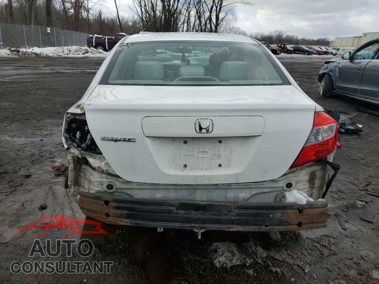 HONDA CIVIC 2012 - 2HGFB2F86CH327291