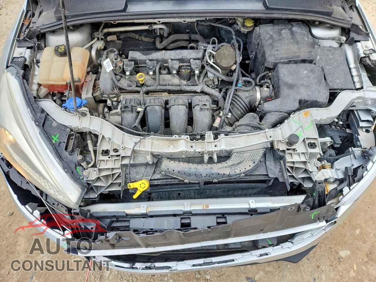 FORD FOCUS 2015 - 1FADP3F20FL276876