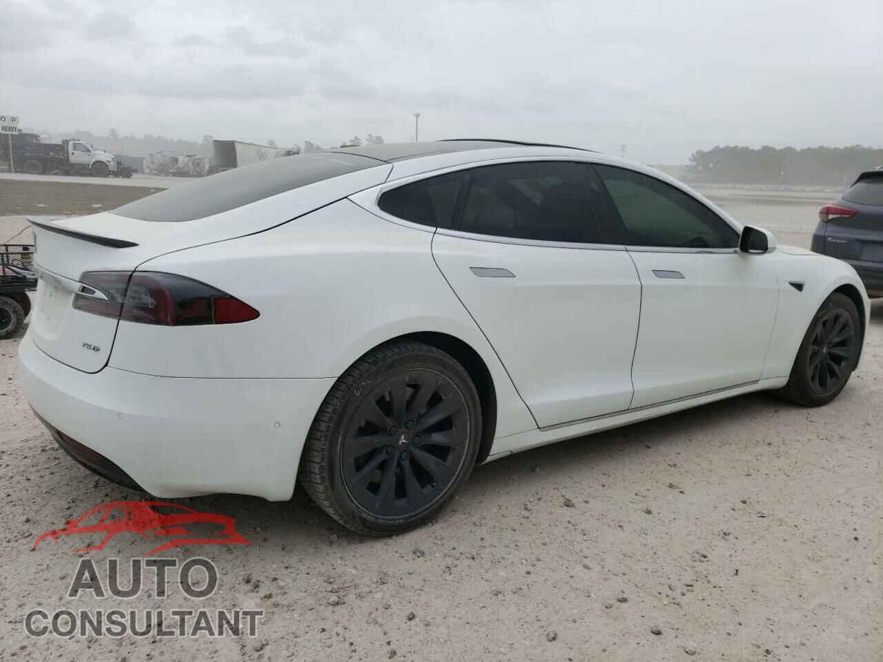 TESLA MODEL S 2018 - 5YJSA1E24JF249085