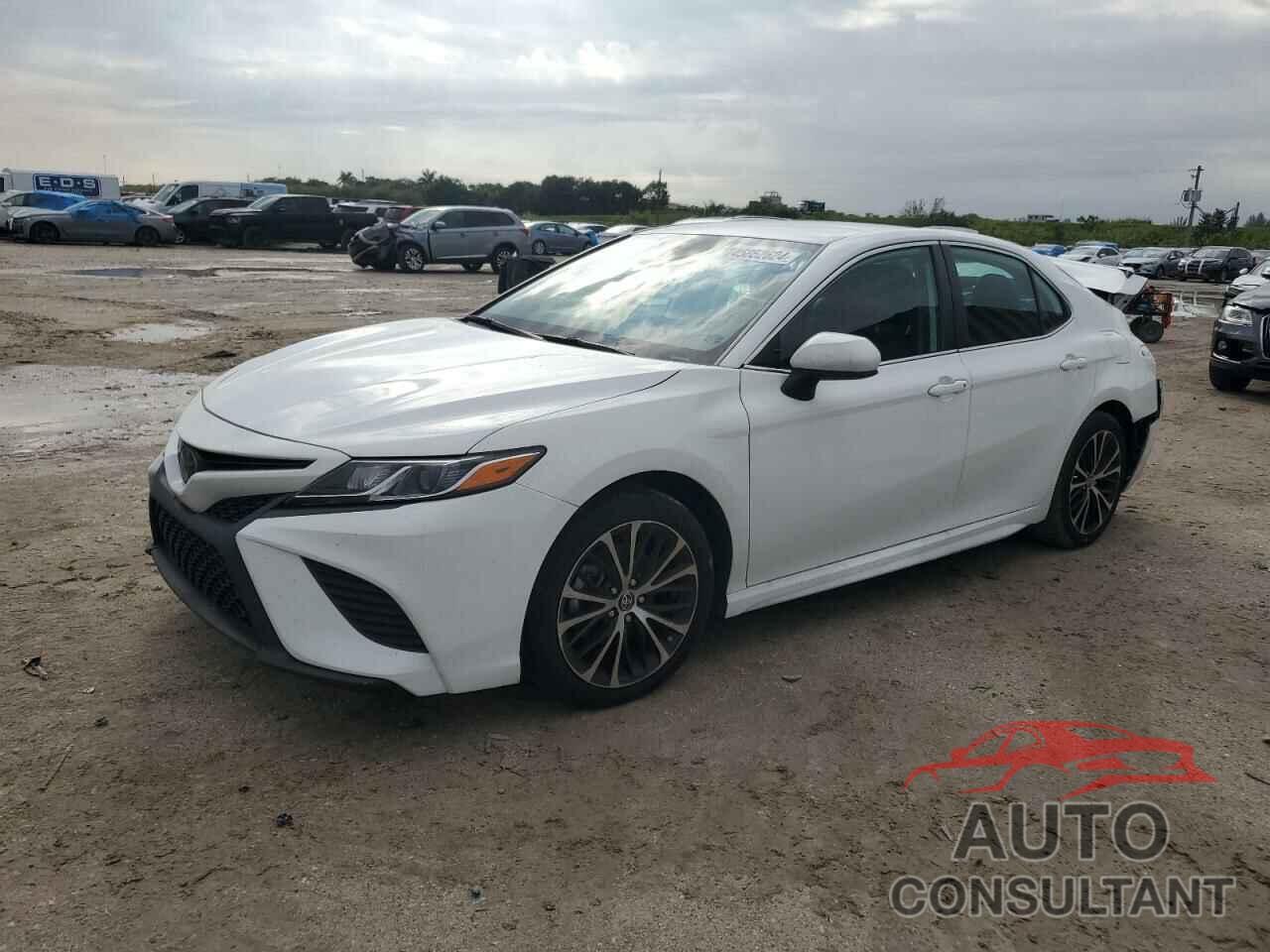 TOYOTA CAMRY 2020 - 4T1G11AK1LU970367