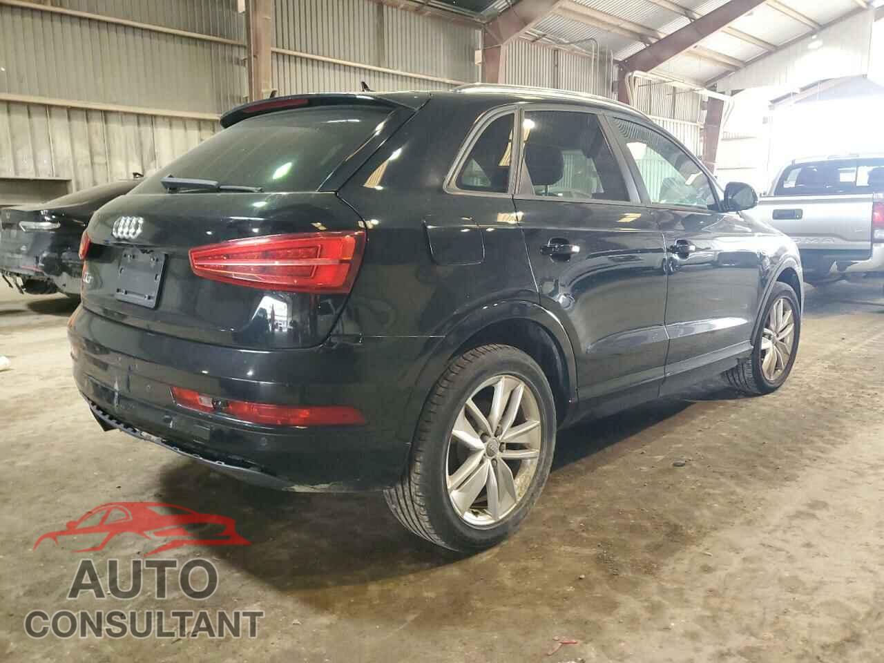 AUDI Q3 2017 - WA1BCCFS3HR009920