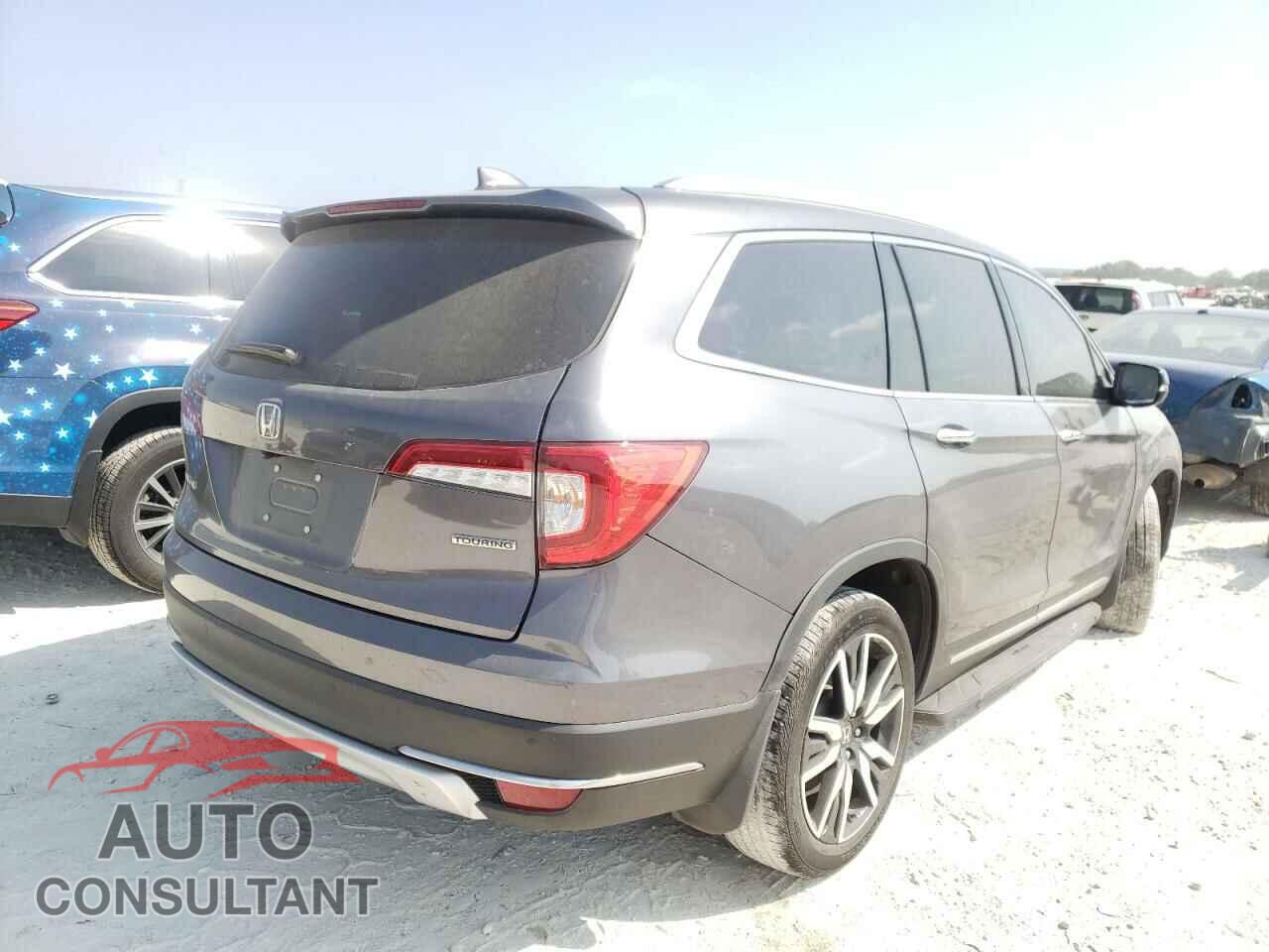 HONDA PILOT 2019 - 5FNYF5H60KB011916