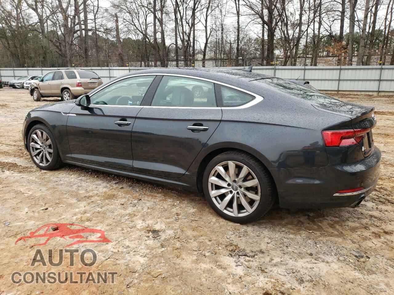 AUDI A5 2018 - WAUANCF50JA007906
