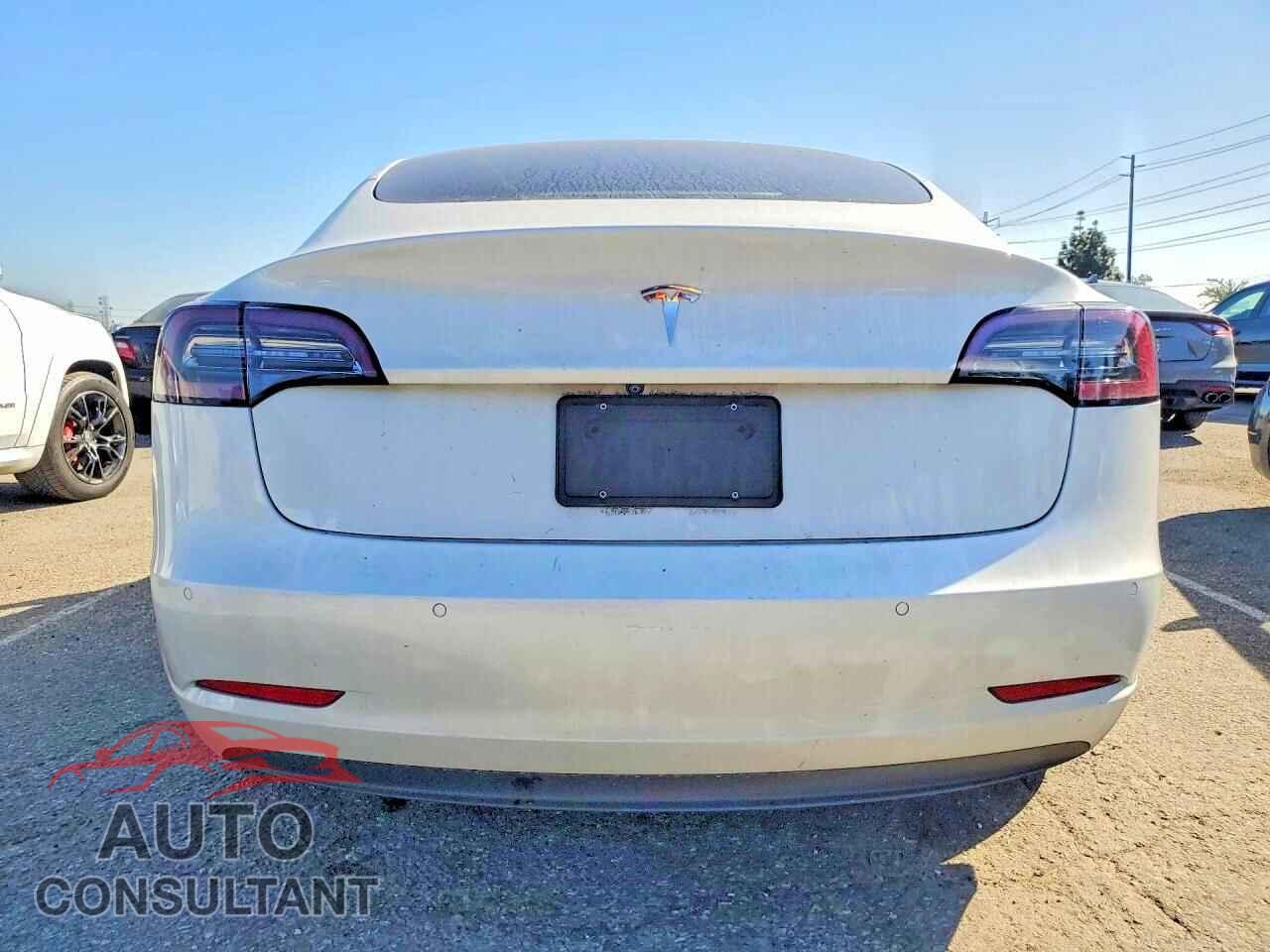 TESLA MODEL 3 2022 - 5YJ3E1EA2NF245896