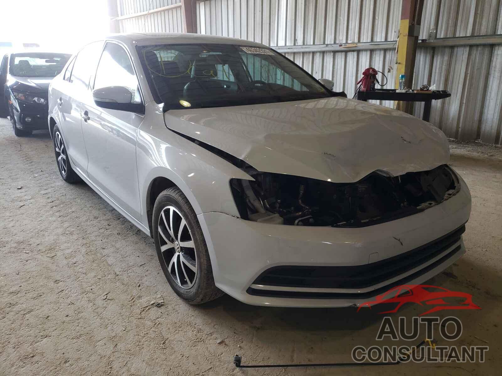 VOLKSWAGEN JETTA 2017 - 3VWDB7AJ8HM413706
