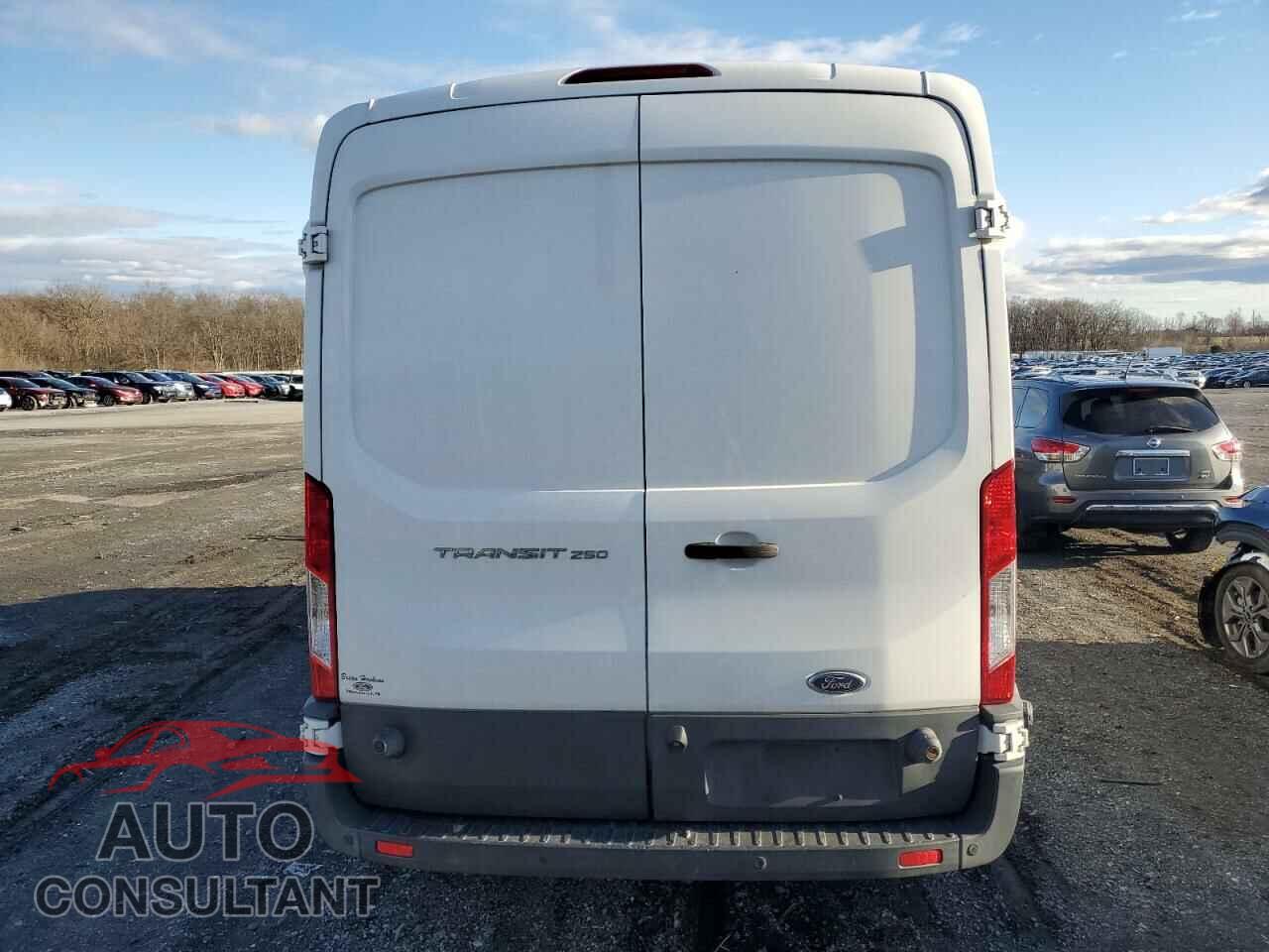 FORD TRANSIT 2016 - 1FTYR2CMXGKB16906
