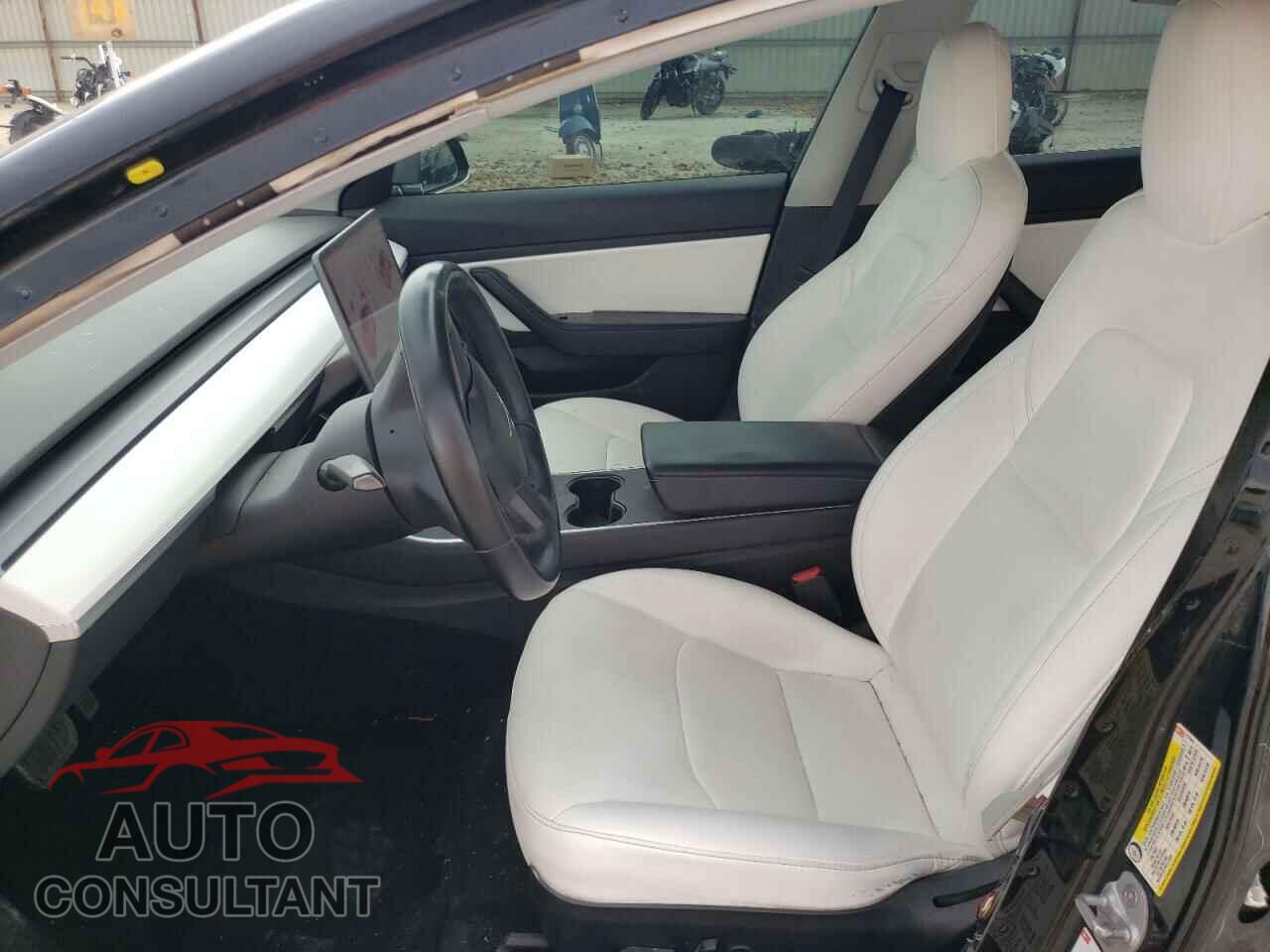 TESLA MODEL 3 2018 - 5YJ3E1EAXJF177941