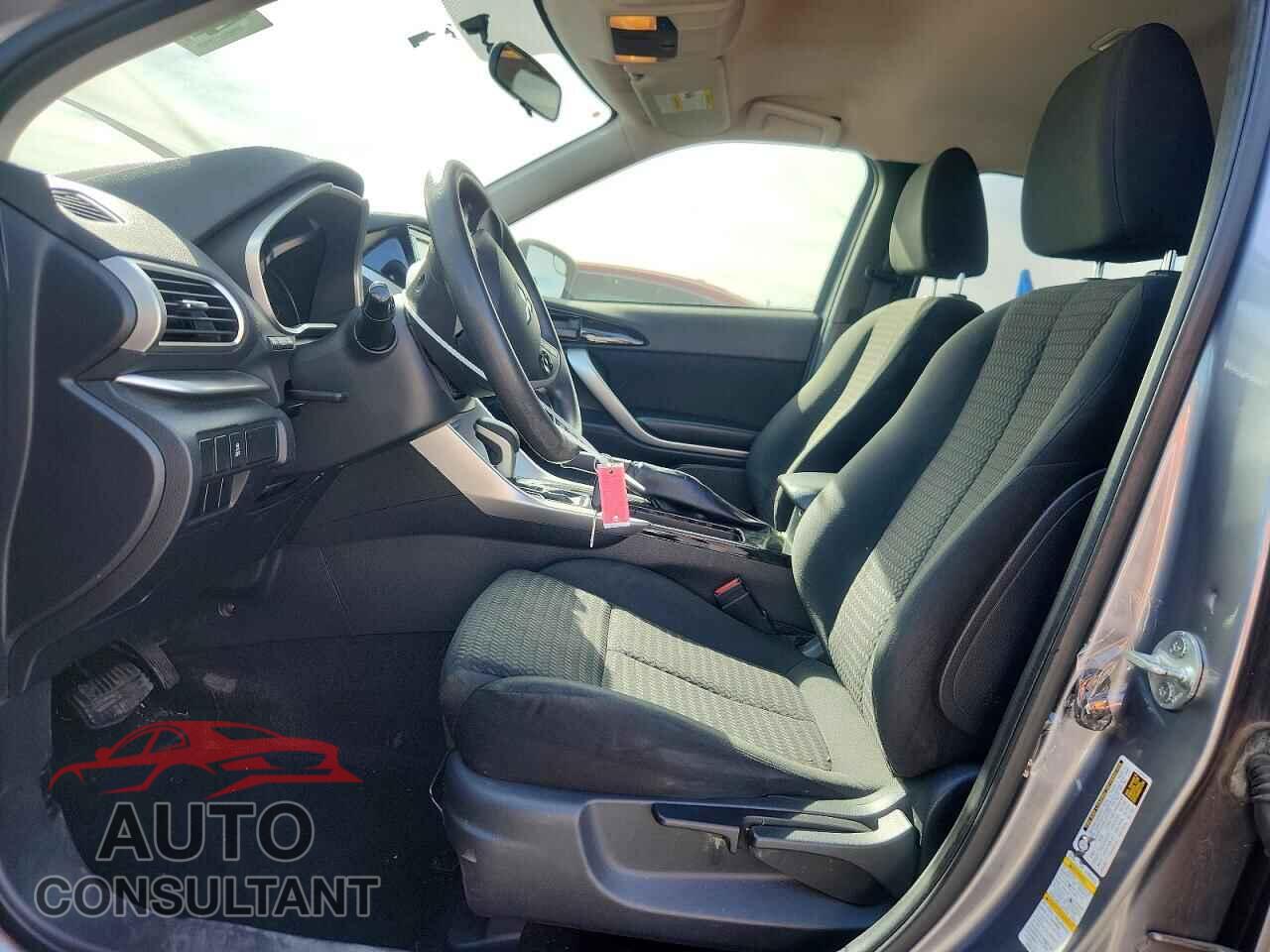 MITSUBISHI ECLIPSE 2019 - JA4AT3AA8KZ030022