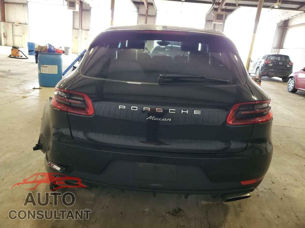 PORSCHE MACAN 2018 - WP1AA2A58JLB14236