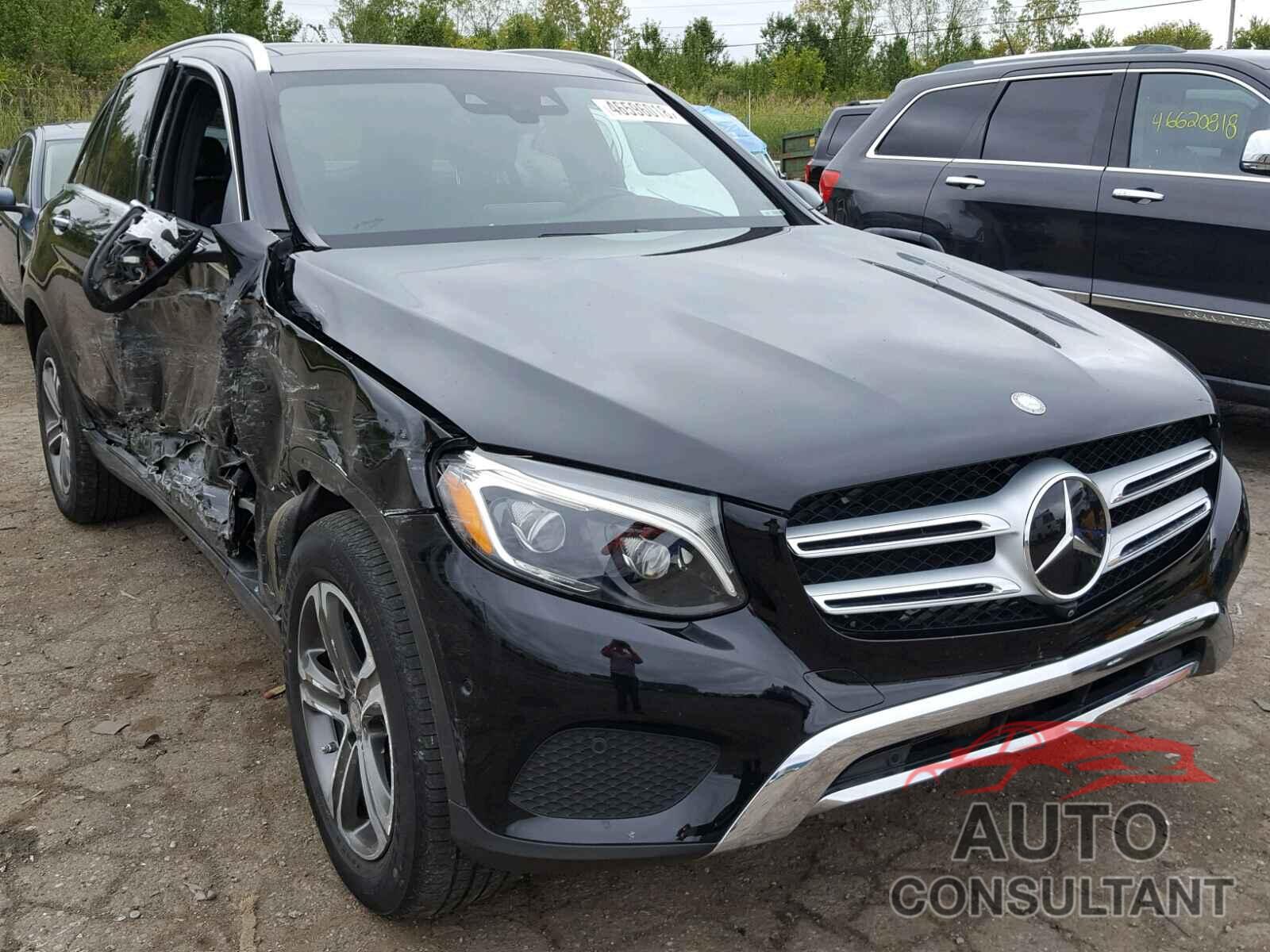 MERCEDES-BENZ GLC 300 4MATIC 2017 - WDC0G4KB3HF123117