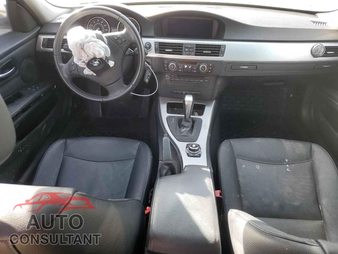 BMW 3 SERIES 2011 - WBAPH7G55BNM58766