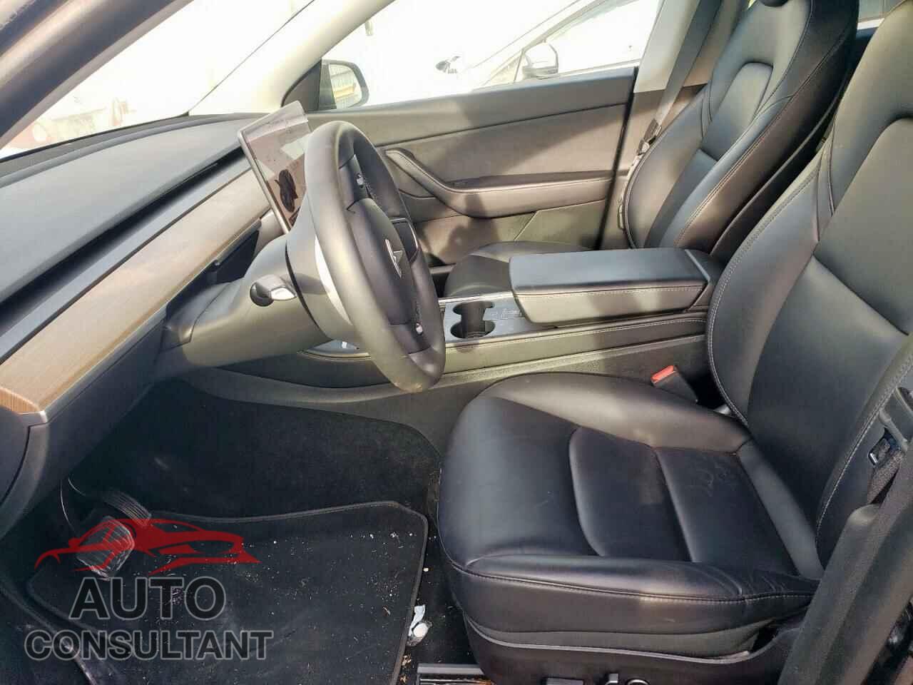 TESLA MODEL Y 2022 - 7SAYGDEE9NF375679