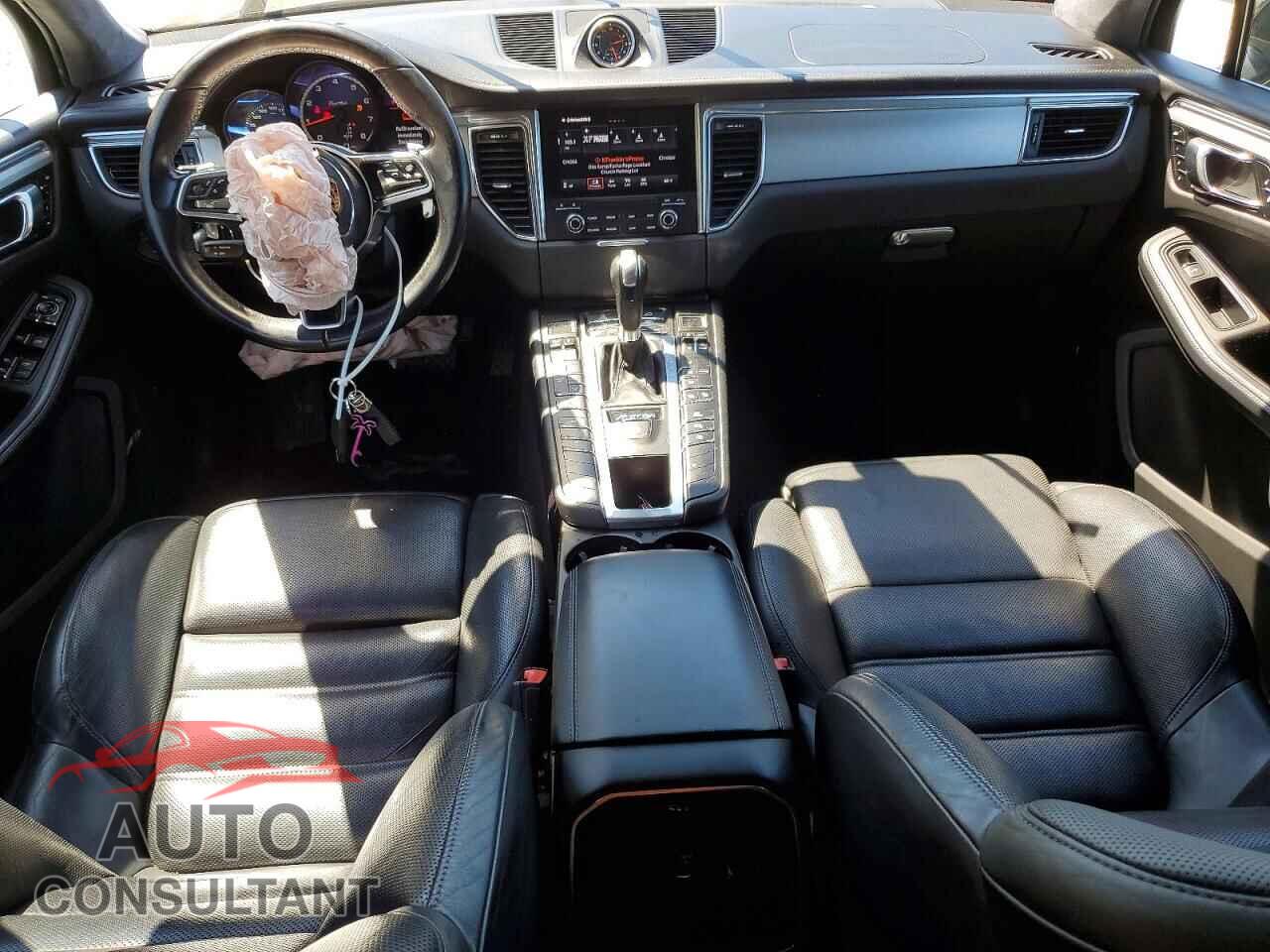 PORSCHE MACAN 2017 - WP1AF2A50HLB61305