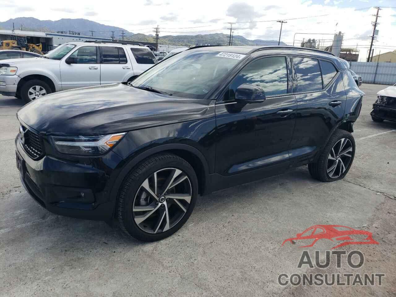 VOLVO XC40 2022 - YV4162UM7N2750323