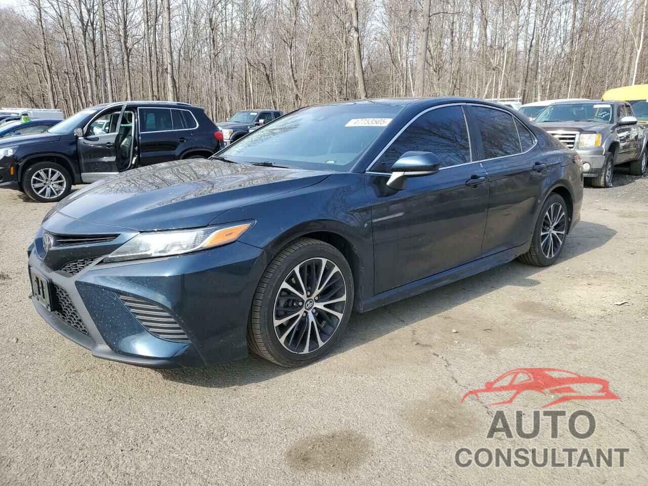 TOYOTA CAMRY 2018 - 4T1B11HK4JU641272