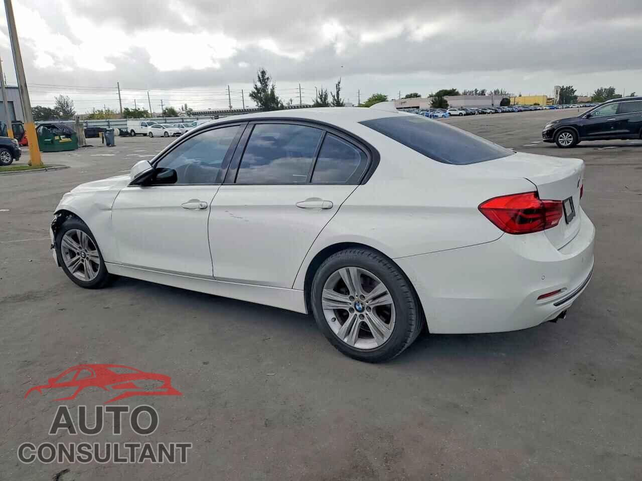 BMW 3 SERIES 2016 - WBA8E9C52GK643526