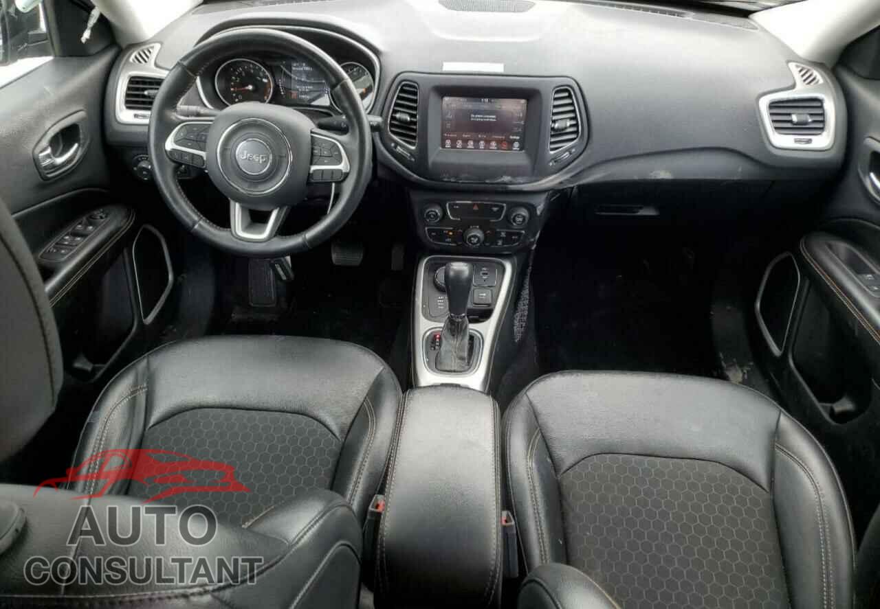 JEEP COMPASS 2019 - 3C4NJDBB7KT690196