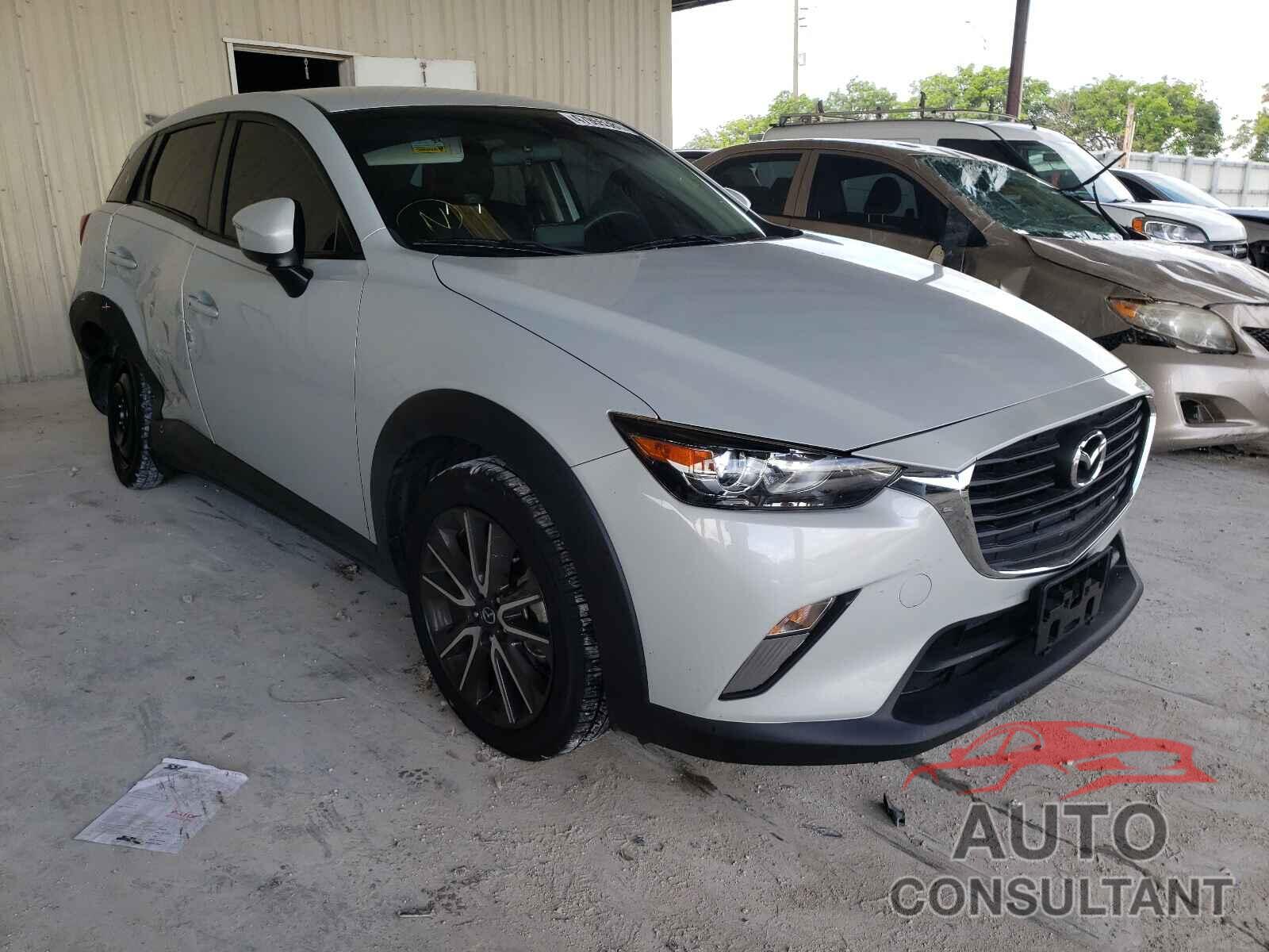 MAZDA CX-3 2017 - JM1DKDC79H0179811