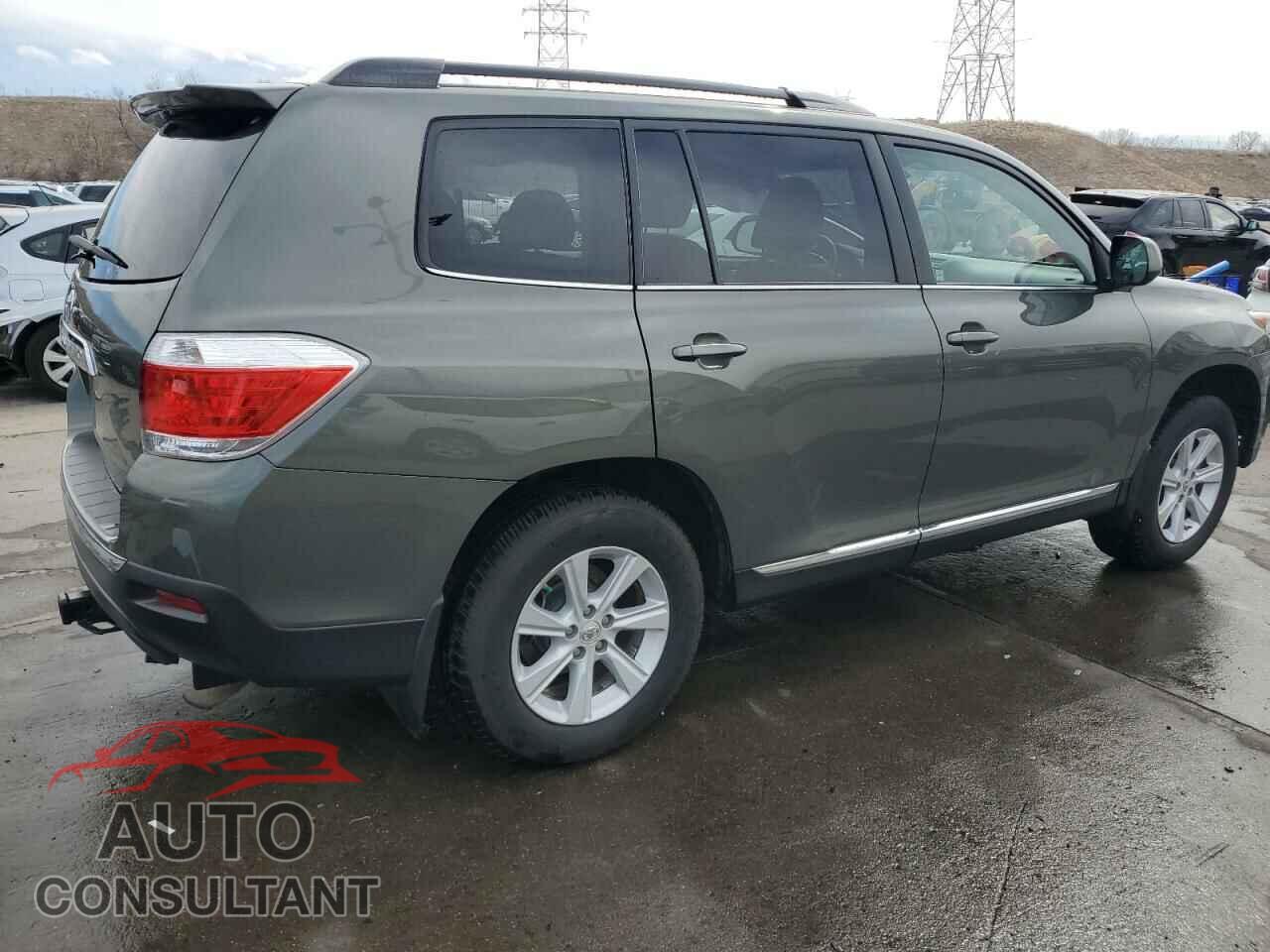 TOYOTA HIGHLANDER 2012 - 5TDBK3EH0CS170590