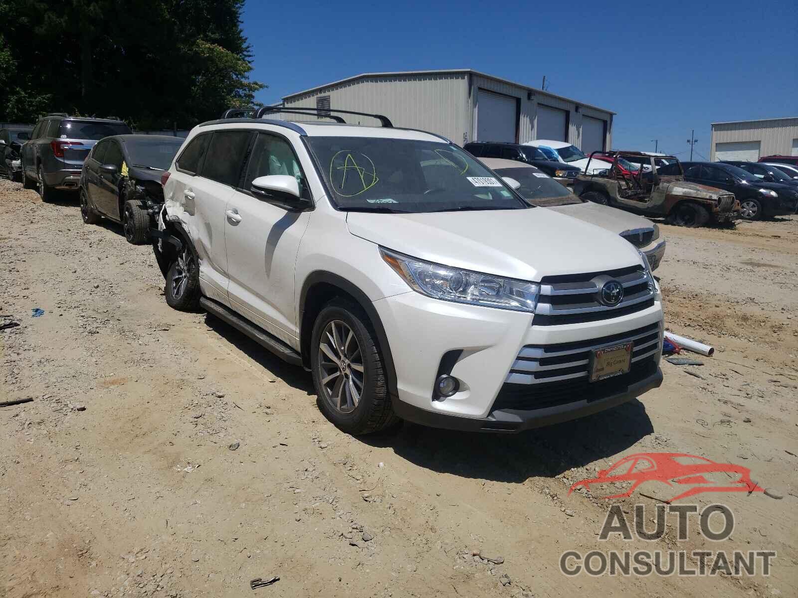 TOYOTA HIGHLANDER 2017 - 5TDJZRFH8HS480678