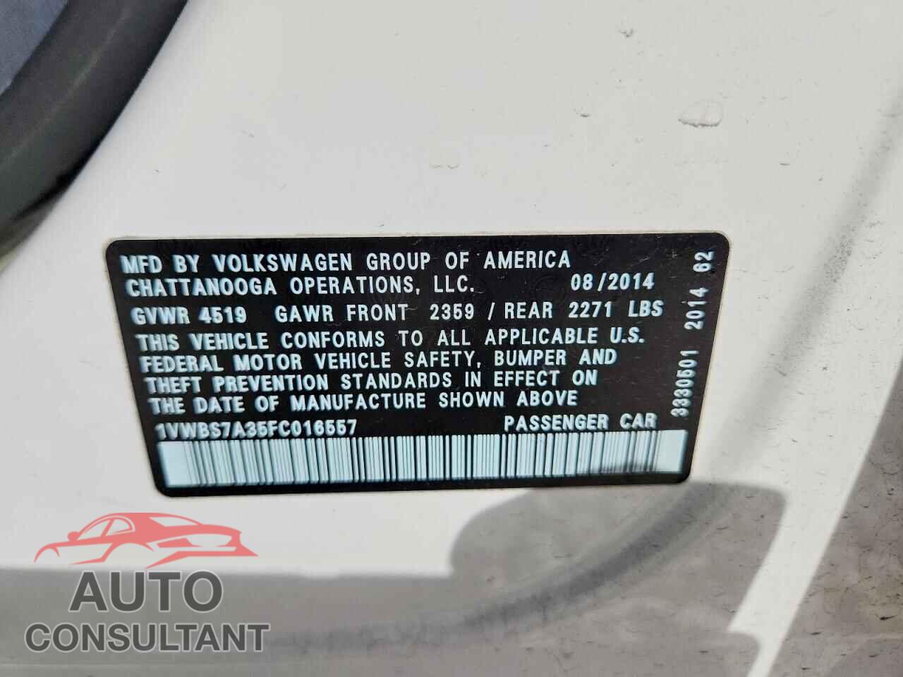 VOLKSWAGEN PASSAT 2015 - 1VWBS7A35FC016557