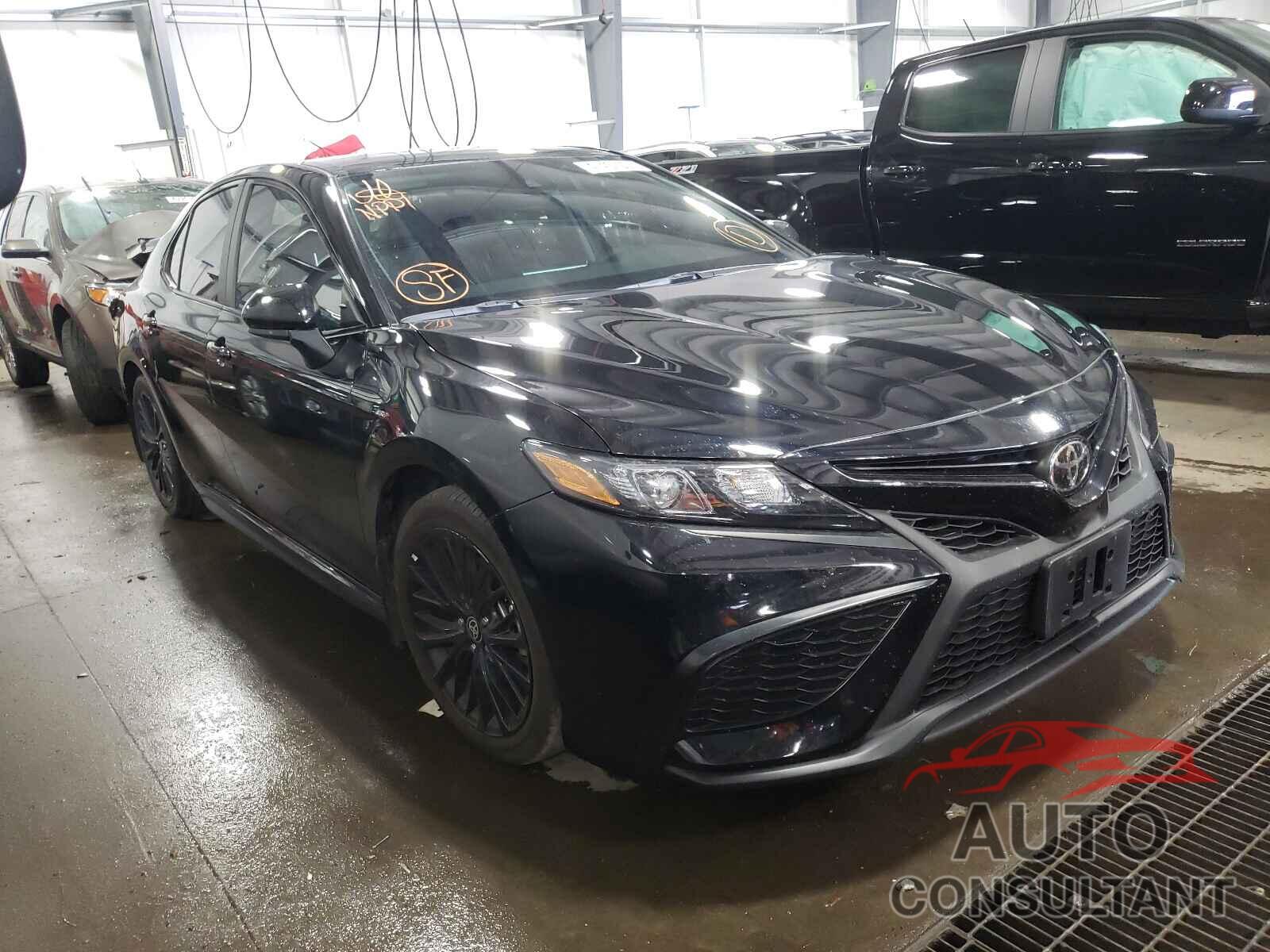 TOYOTA CAMRY 2021 - 4T1G11BK0MU028925