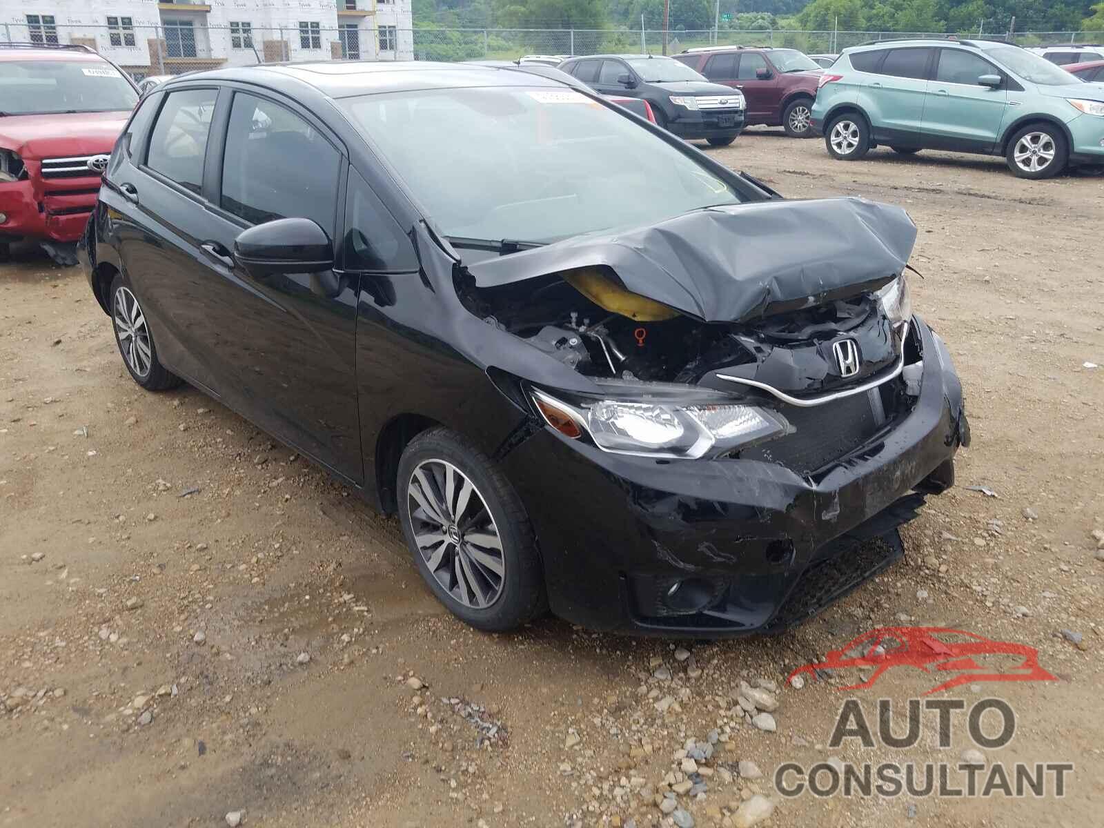 HONDA FIT 2016 - JHMGK5H72GX015395