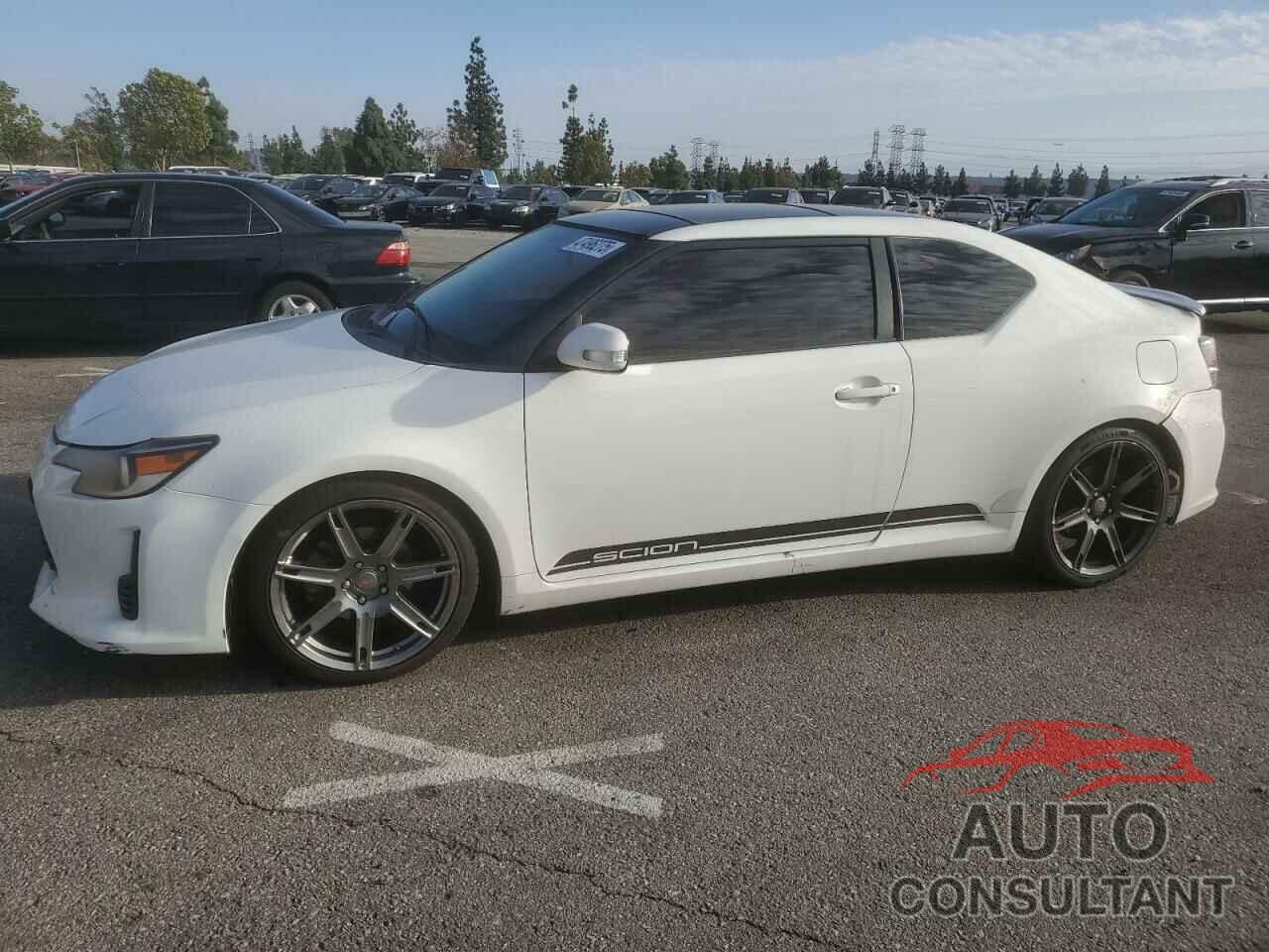 TOYOTA SCION 2014 - JTKJF5C74E3068311