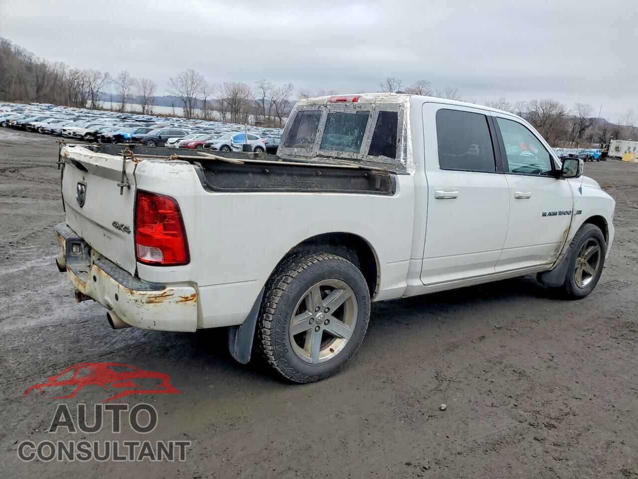 DODGE RAM 1500 2012 - 1C6RD7MT2CS258349